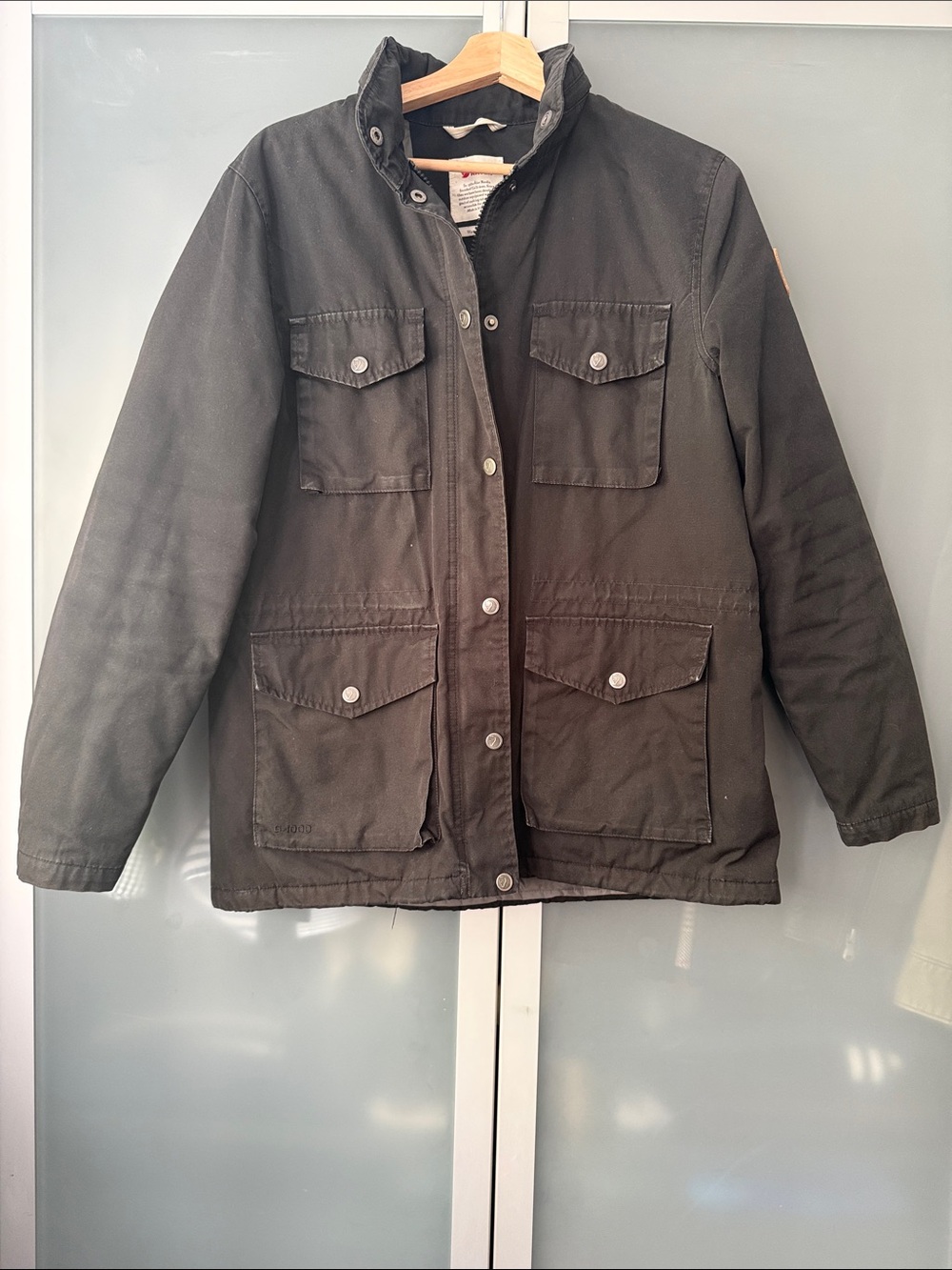 Classic Fjällräven Women's Raven Jacket